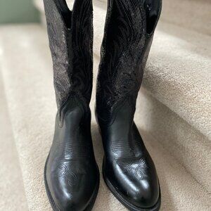 Rampage Black  Boot Western Size 8.5  Fall Festival "She's Country " FREE Shorts